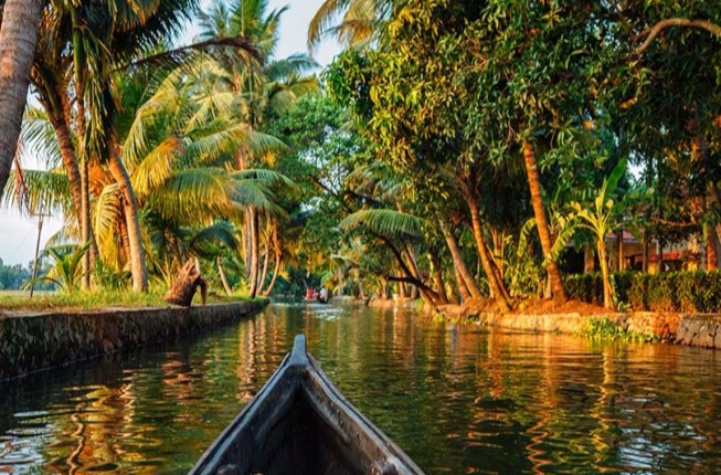 Explore the Unexplored Kerala with an Amzing 5D trip